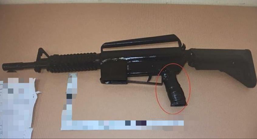 اعتقال شابين من سخنين بحيازة السلاح